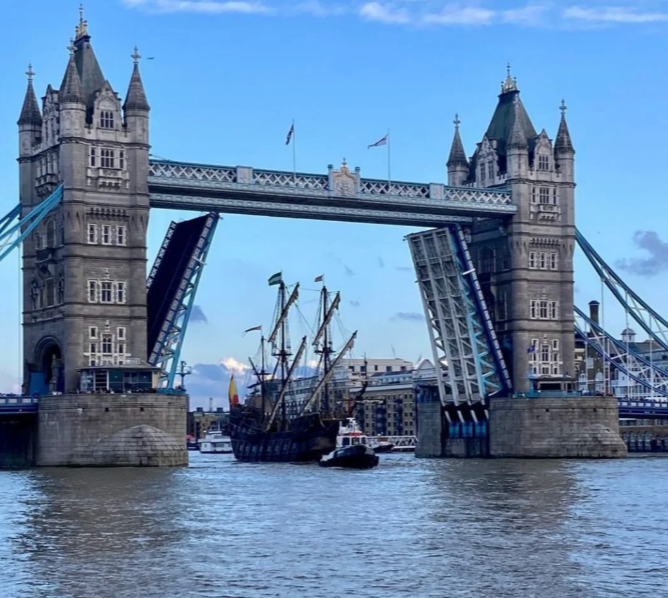 倫敦塔橋（Tower Bridge）游玩攻略|门票购买、到达方式，建造历史，打卡推荐