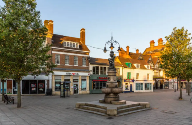 伦敦买房哪些区域比较好?(附英国房价最新走向)