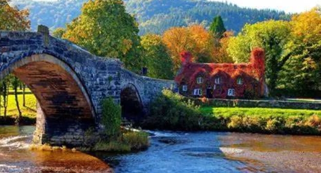 英国旅游全攻略(美食、美景、文化)