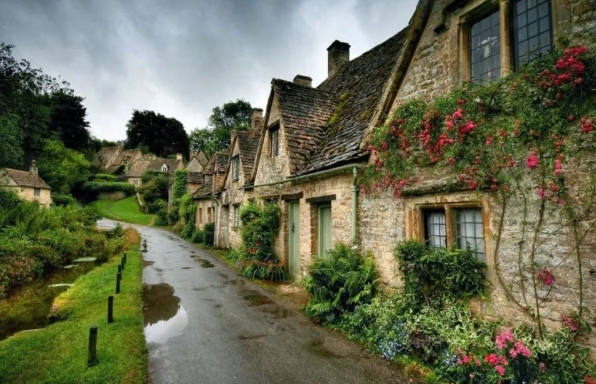 英国旅游全攻略(美食、美景、文化)