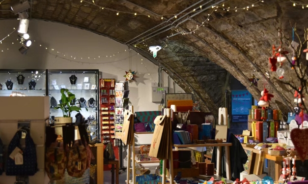 爱丁堡纪念品店铺分享