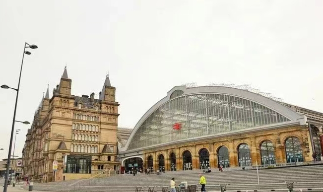 英国最美火车站盘点