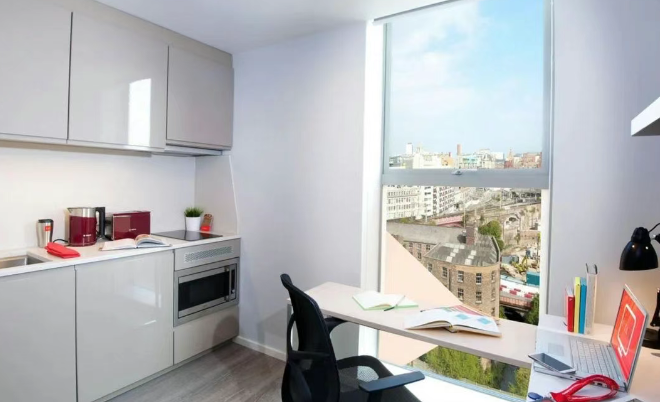 2025年英国留学必备超全生活攻略