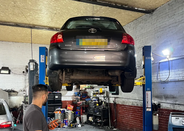 英国 MOT 到期了怎么办?流程和注意事项