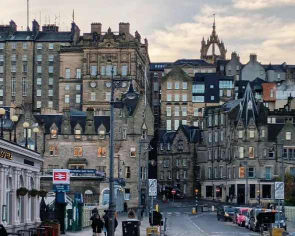 来英国读书一年要准备多少钱？英国各大城市留学花销