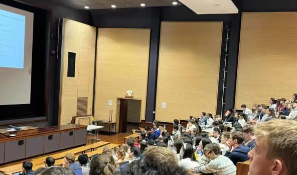 来英国读书一年要准备多少钱？英国各大城市留学花销