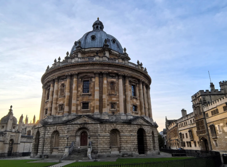 伦敦周边一日游路线推荐
