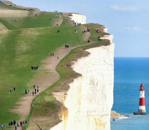 伦敦周边一日游路线推荐