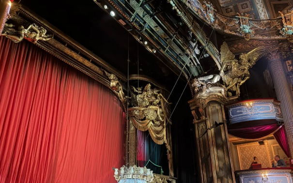 英国音乐剧特价票怎么买？｜伦敦西区省钱攻略，20 镑看顶流演出