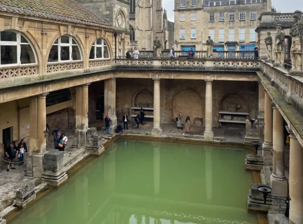 英国冬季旅行攻略：避开人群，湖区、约克和巴斯的最佳玩法