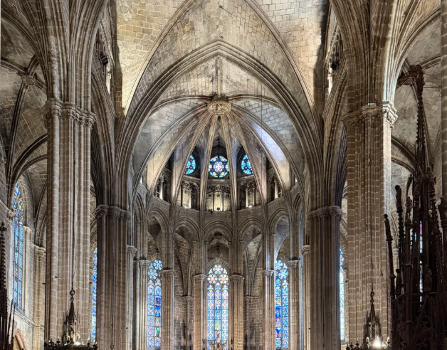 西班牙巴塞罗那(Barcelona)自由行旅游攻略|高迪建筑 / 美食 / 交通一站式避坑