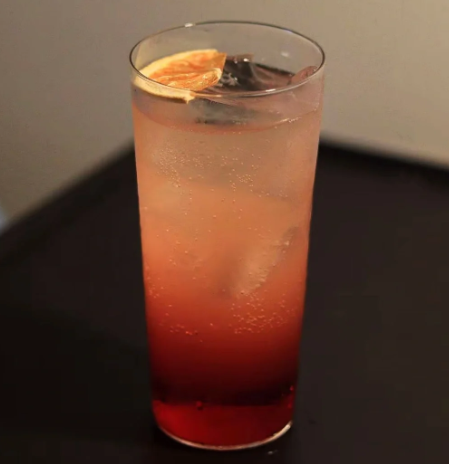 如何制作 Pimm’s 鸡尾酒？英国经典夏日饮品在家也能做