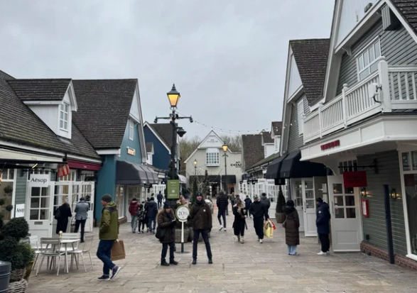 比斯特购物村(Bicester Village)攻略