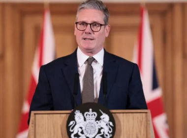 俄乌胶着之际 ，英国做出重大决定，引发舆论关注