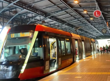 2025英国交通攻略大全- 地铁、火车、公交等购票及乘坐指南