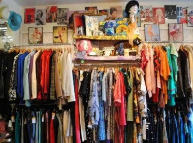 英国慈善店（Charity Shop）全攻略