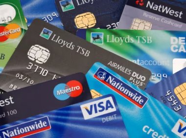 英国银行开卡全攻略：2025年最新政策与实操指南