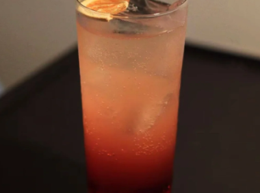 如何制作 Pimm’s 鸡尾酒？英国经典夏日饮品在家也能做